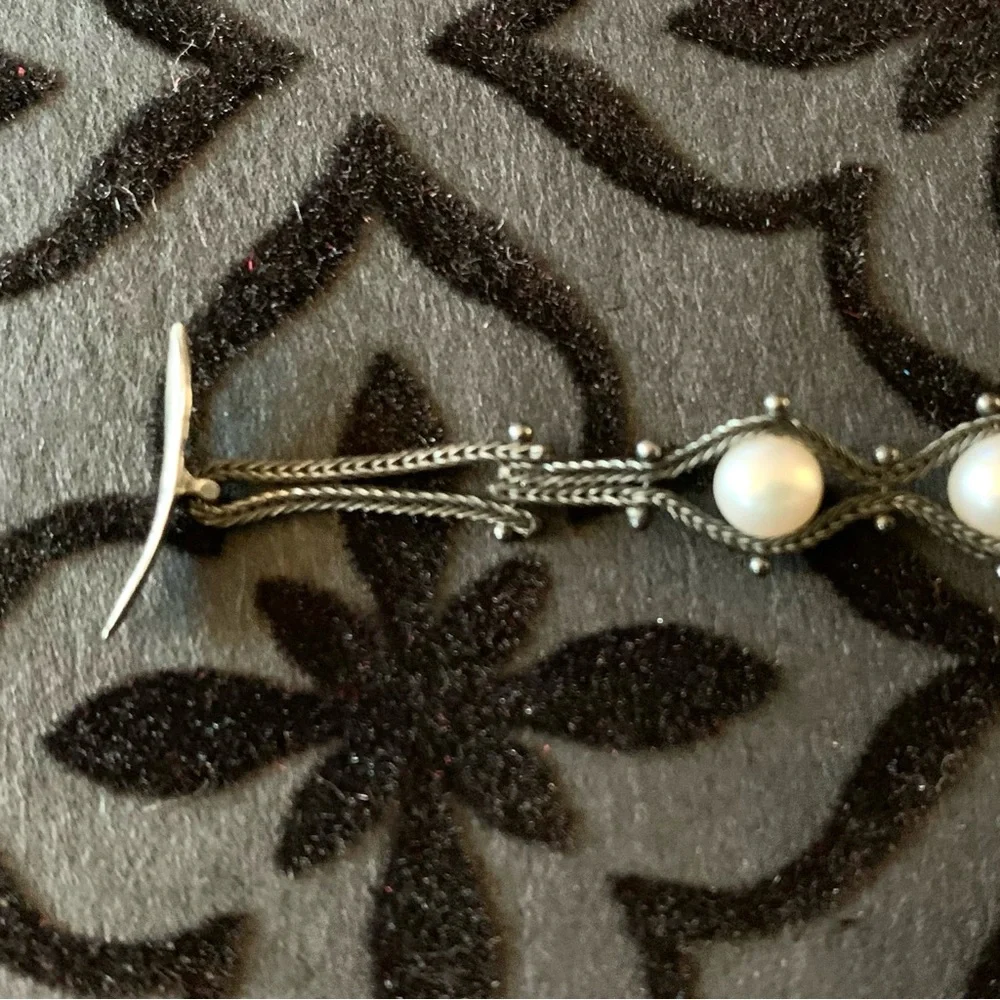 Holiday SALE - 🎄🎄🎄🎄Ten Thousand Things Scallop Silver/Pearl Bracelet - Picture 6 of 9